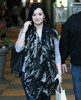 Demi+Lovato+Demi+Lovato+Shopping+Eating+Mall+oDKtbCGKHdvl