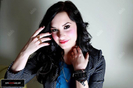 Photoshoot-demi-lovato-17651588-399-266