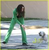 miley-cyrus-stray-dog-27