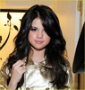 normal_selena-gomez-caravan-crazy-08