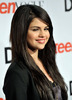 selena-gomez-gorgeous-2ss