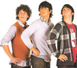 jonas_brothers_11988624692