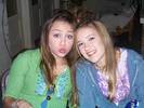 Emil---Buddies-emily-osment-258128_780_585