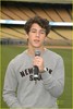 nick-jonas-dodger-stadium-19