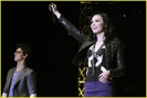 normal_demi-lovato-joe-jonas-make-waves-02