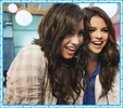 selena-gomez-and-demi-lovato-selena-gomez-10109464-533-468