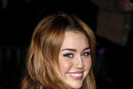 Miley+Cyrus+mCsJA2BBJzhm