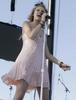 Taylor_Swift_1230495422_1