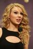 Taylor_Swift_1230497189_2