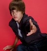 Justin-Photoshoot-justin-bieber-8664369-400-476_1__mini