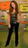 miley-cyrus_dot_com-vh1bigin06-2006dec12-arrivals-d002