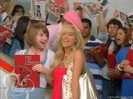 ashleyMtisdale_com-highschoolmusical2-whattimeisit-192