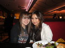 me and brenda song (1)