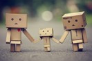 25-cute-funny-danbo-cardboard-box-art-one-happy-family-joyfulness