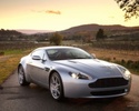 Aston-Martin_Vantage-V8_160