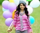 The-best-top-desktop-selena-gomez-wallpapers-selena-gomez-wallpaper-hd-17_thumb