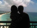 Can u guess who I\'m in the Bahamas with