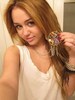 Miley-Cyrus-Personal-Phone-Pics-3