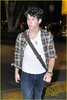 normal_nick-jonas-urban-outfitters-02