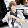 justin_bieber_addresses_chaotic_mall_appearance_in