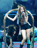 Miley_Cyrus_-_Wonder_World_Tour_-_Party_in_the_U_S_A__cropped