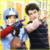 kevin-jonas-nicole-football