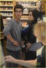 Joe-Jonas-Demi-Lovato-Grocery-Giggly-joe-jonas-11272435-814-1222[1]