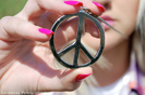 nail-nails-neckless-peace-pink-Favim.com-42686