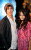 293_ad_ZacEfron_VanessaHudgens_030309