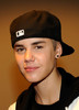 Justin%2BBieber%2B2011%2BCMT%2BMusic%2BAwards%2BRed%2BCarpet%2BhNZKD3AgNS3l[1]