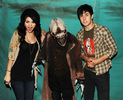 Selena-Gomez-David-Henire-Scary-Farm